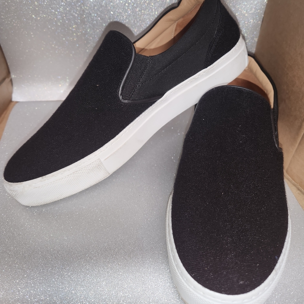 GREATS slip on Leather weekend shoes size 9 Black excellent condition
